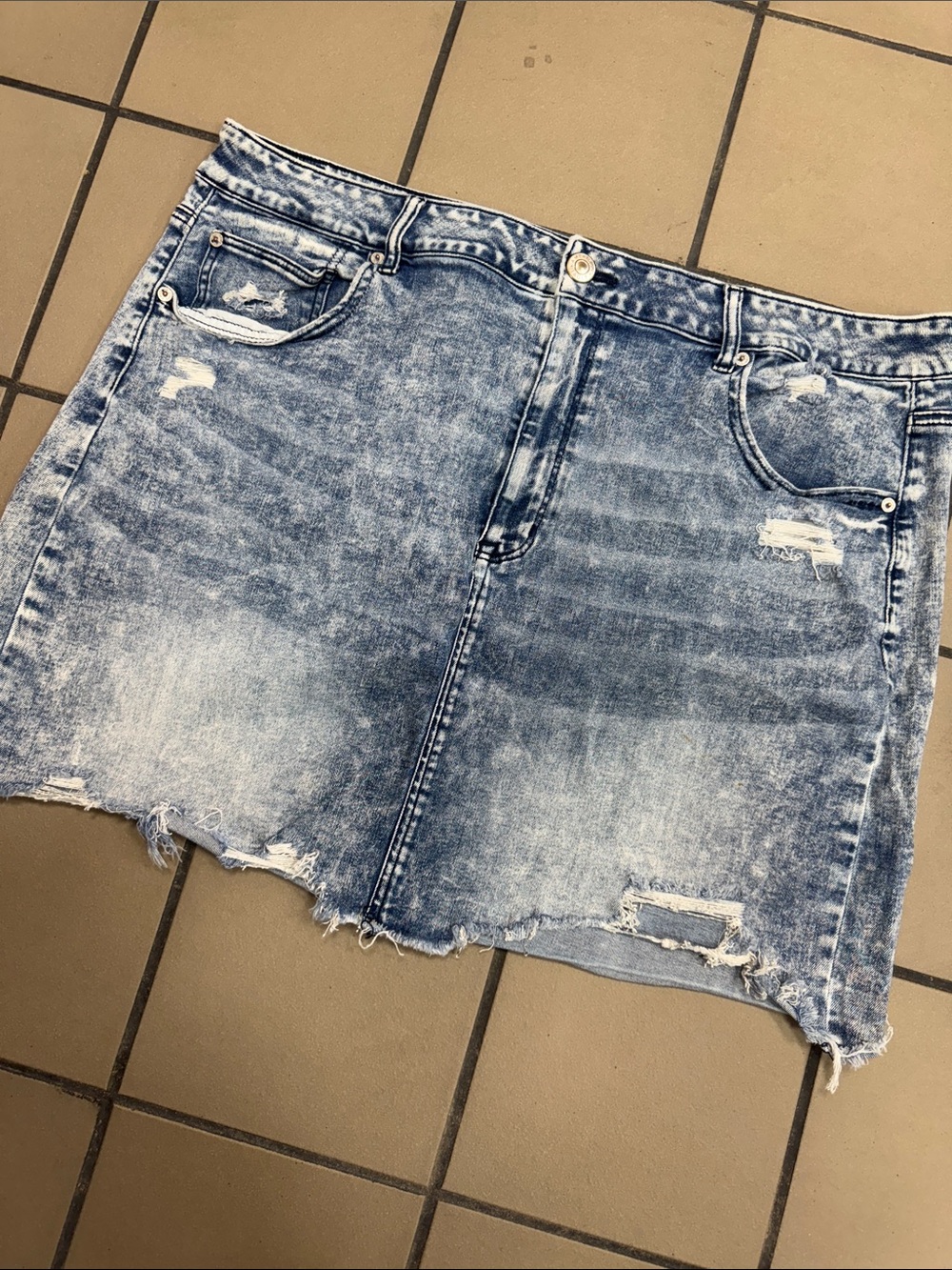 American Eagle Outfitters Light Blue Distressed Denim Mini Skirt